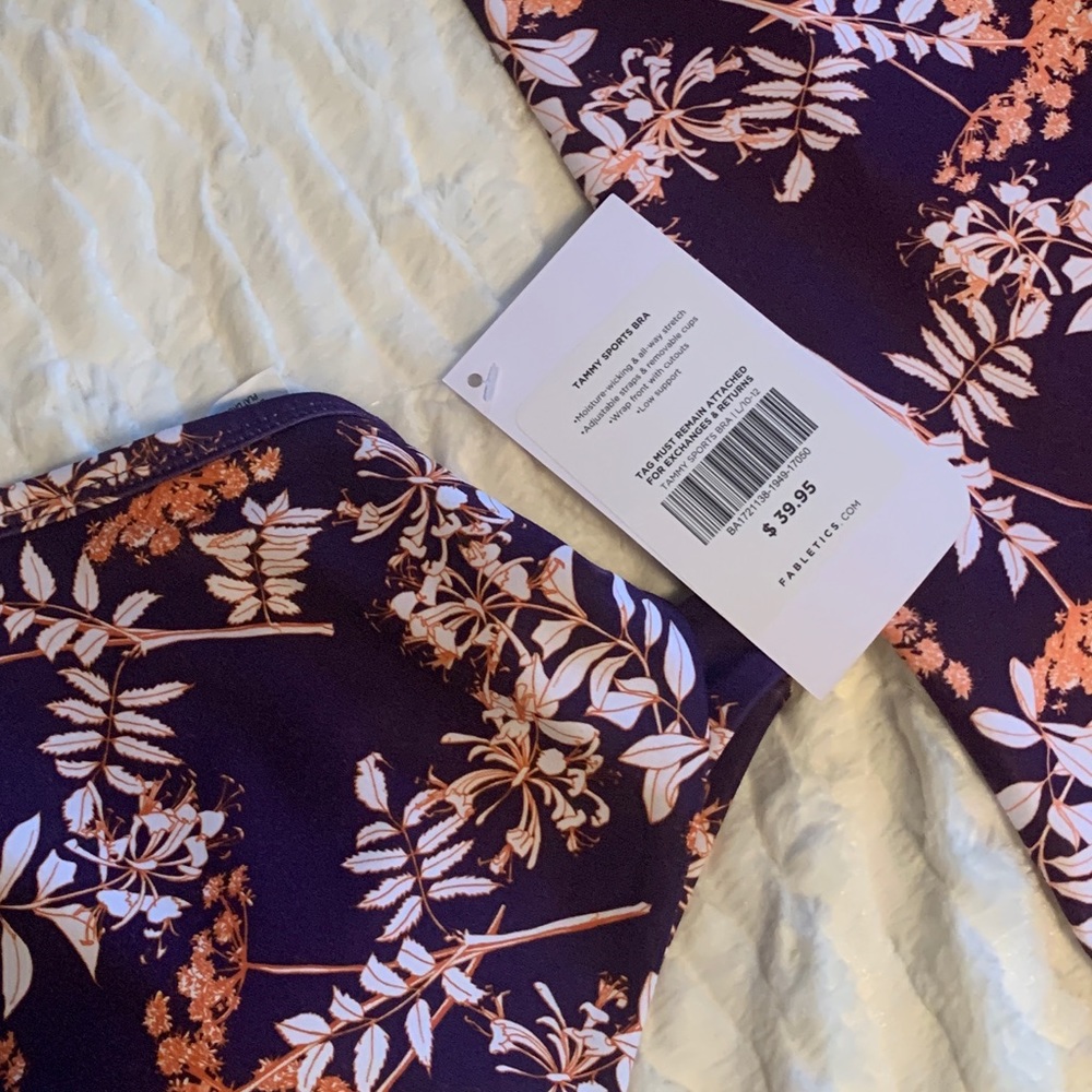 Fabletics set NWT - Picture 5 of 5